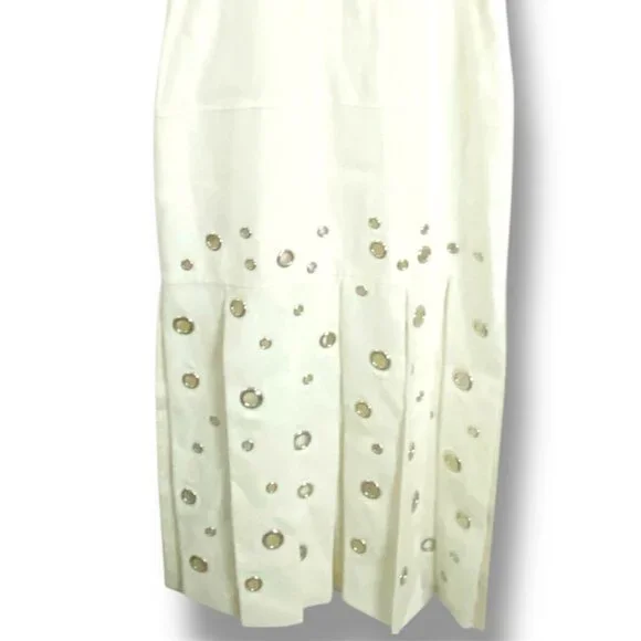 Stasia Alexis Design Sleeveless White Dress for Glamorous Occasions - Picture 11 of 17